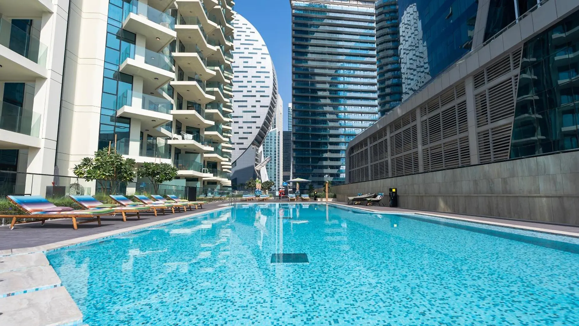 Elegant 2-Bedroom Apartment, Branded & Luxury Amenities Dubai