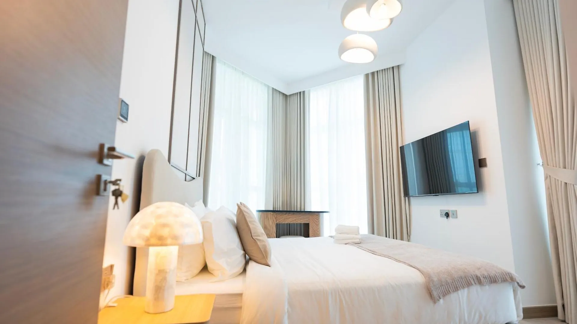 Apartment Elegant 2-Bedroom Apartment, Branded & Luxury Amenities Dubai United Arab Emirates